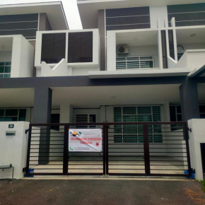 Homestay Firdausi Taiping Islam guest only